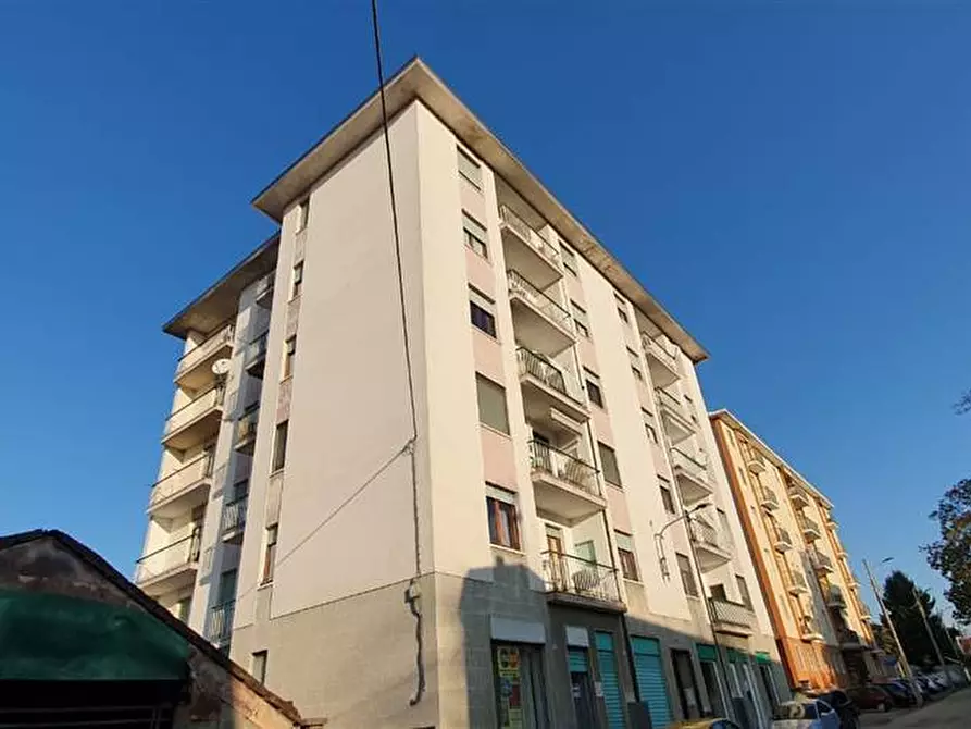 Immagine 1 di Appartamento in vendita  in cesare battisti a Cossato