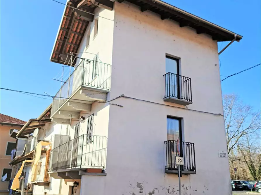 Immagine 1 di Casa indipendente in vendita  in via ogliaro a Biella