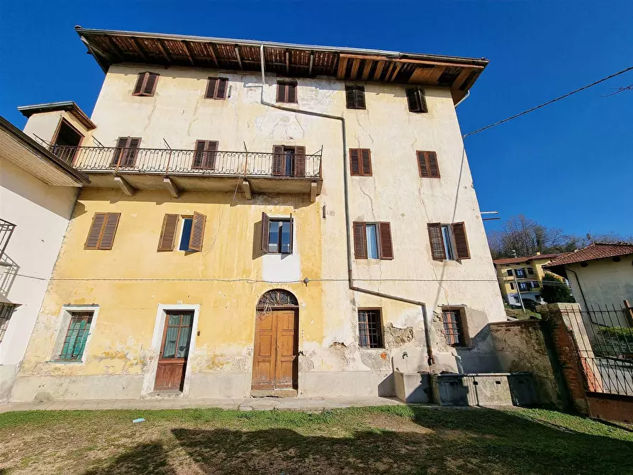 Immagine 1 di Casa indipendente in vendita  in Via perisinotto a Casapinta
