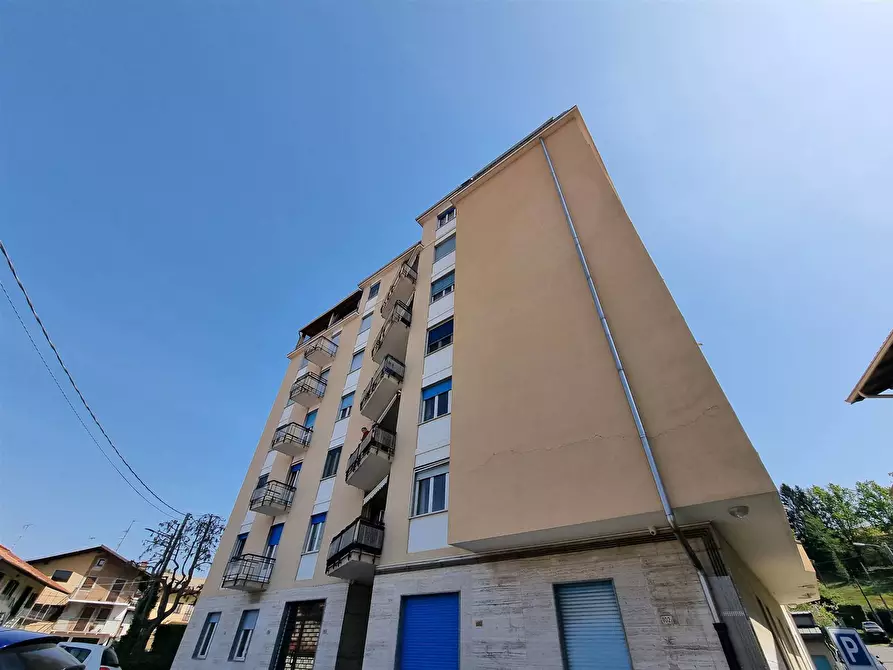Immagine 1 di Appartamento in vendita  in Via dante a Cossato