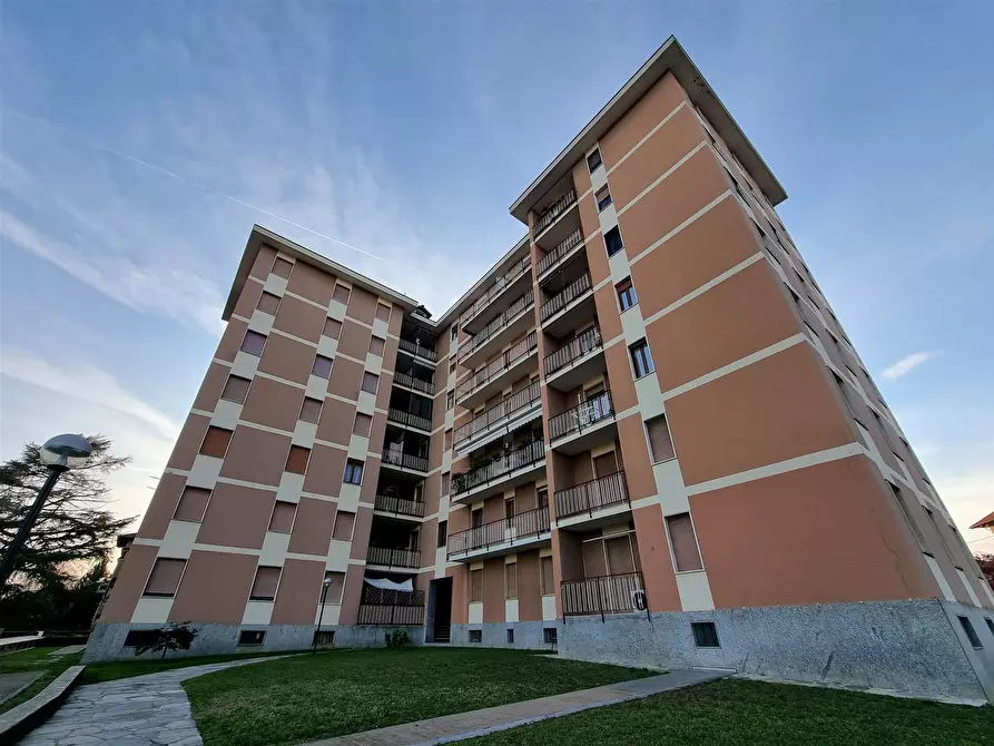 Immagine 1 di Appartamento in vendita  in Via barazze a Cossato