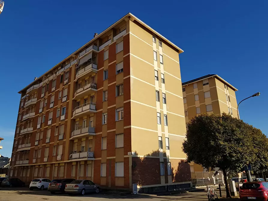 Immagine 1 di Appartamento in vendita  in Via Cerruti a Biella