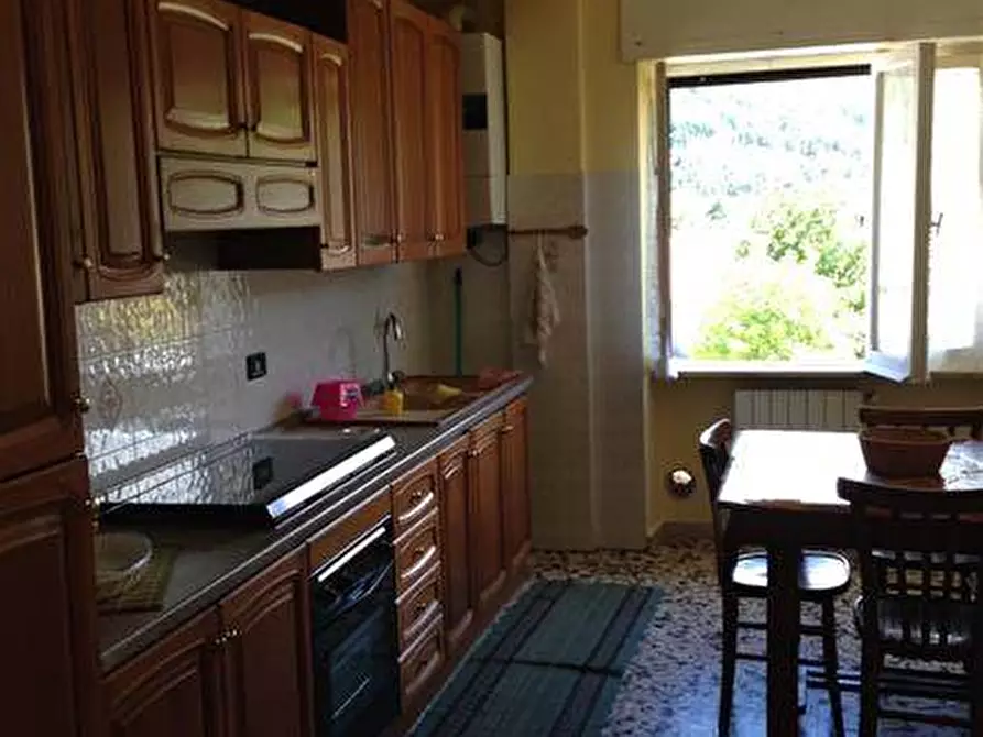Immagine 1 di Appartamento in vendita  in VIA CICOLANA a Magliano De' Marsi