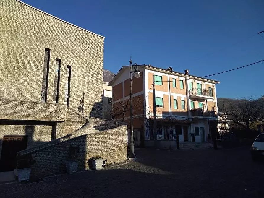 Immagine 1 di Appartamento in vendita  in via sora a Civitella Roveto