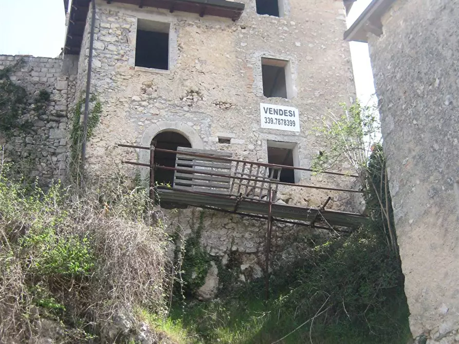 Immagine 1 di Rustico / casale in vendita  a Borgorose