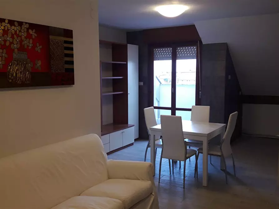 Immagine 1 di Appartamento in affitto  in via Michetti a Martinsicuro