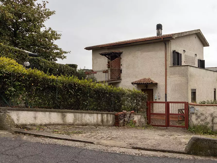 Immagine 1 di Casa indipendente in vendita  in via Pietro Nenni a Cantalupo In Sabina