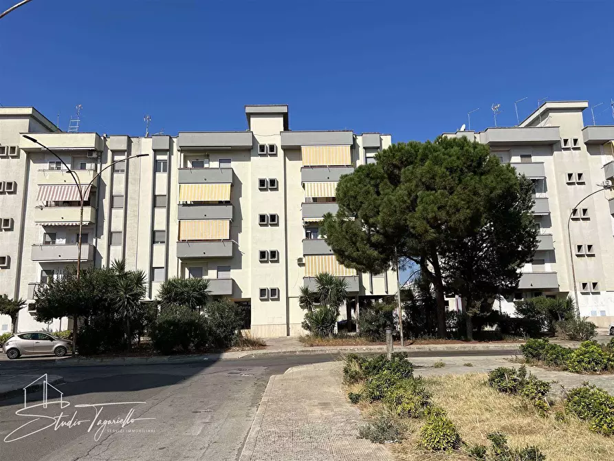 Immagine 1 di Appartamento in vendita  in PIAZZA ALDO MORO a Palagiano
