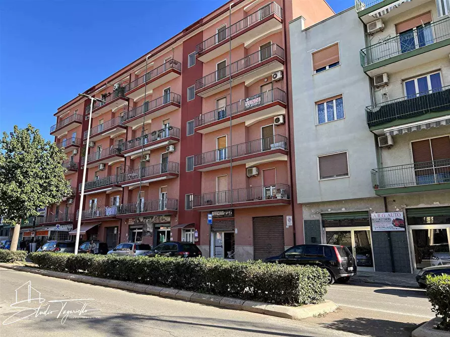 Immagine 1 di Appartamento in vendita  in Viale Chiatona a Palagiano