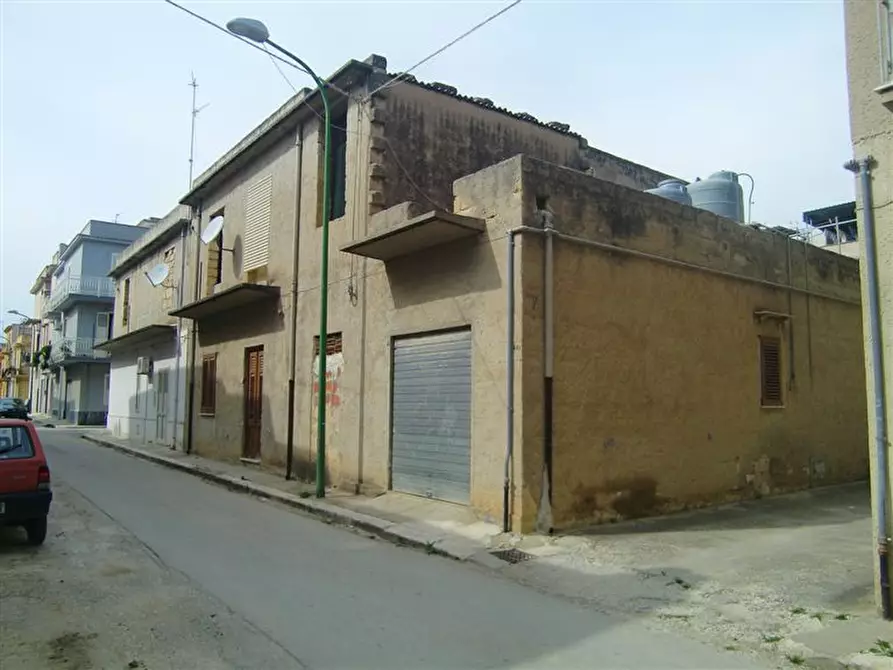 Immagine 1 di Appartamento in vendita  a Menfi
