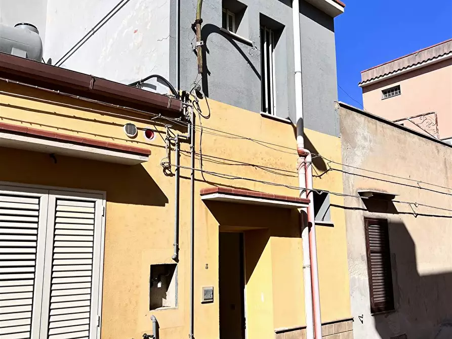 Immagine 1 di Casa indipendente in vendita  in Via Catania cortile 1 a Menfi