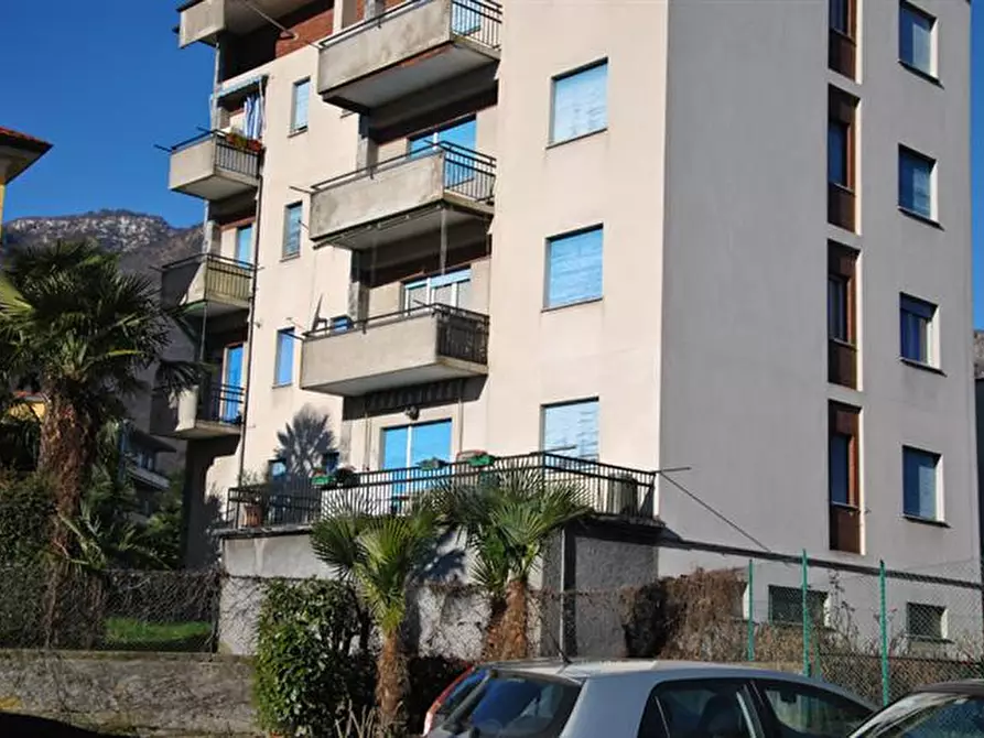 Immagine 1 di Appartamento in vendita  a Baveno
