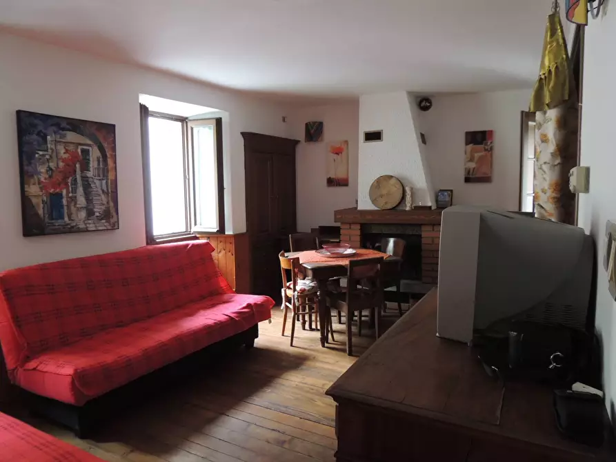 Immagine 1 di Appartamento in vendita  in Via Minazzoli a Malesco