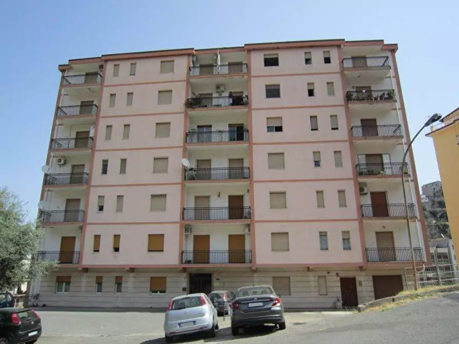 Immagine 1 di Appartamento in vendita  in VIA G. RIZZO a Corigliano-Rossano
