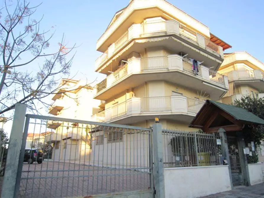 Immagine 1 di Appartamento in vendita  in VIA CARLO BLASCO a Corigliano-Rossano
