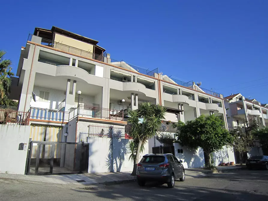 Immagine 1 di Appartamento in vendita  in VIA PIZZUTI a Corigliano-Rossano