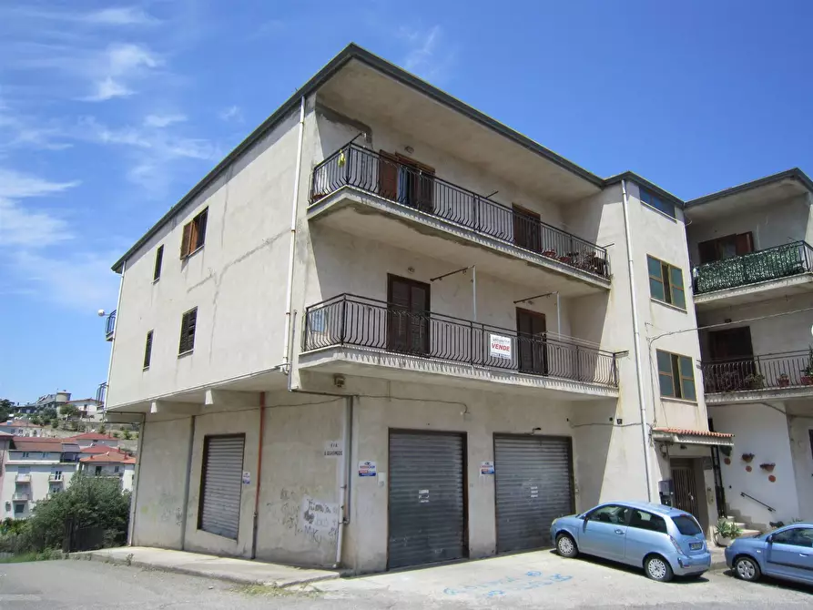 Immagine 1 di Appartamento in vendita  in VIA CASTELLO a Bocchigliero