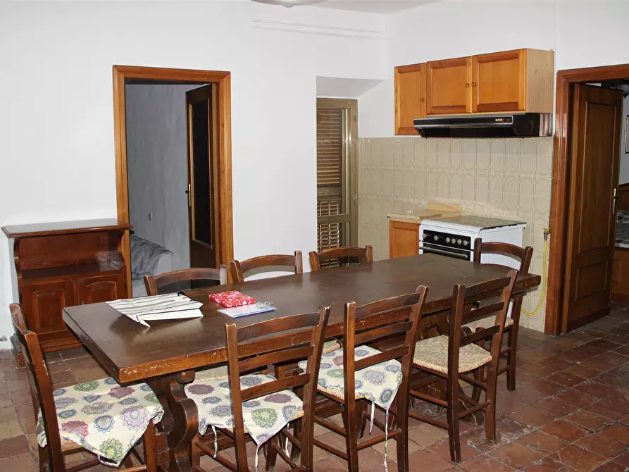 Immagine 1 di Casa indipendente in vendita  in Via Piave a Bassano In Teverina
