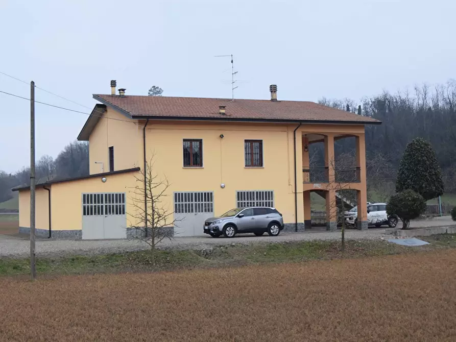 Immagine 1 di Villa in vendita  a Ponte Dell'olio