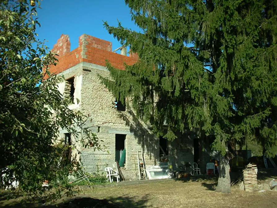 Immagine 1 di Casa indipendente in vendita  a Voghera