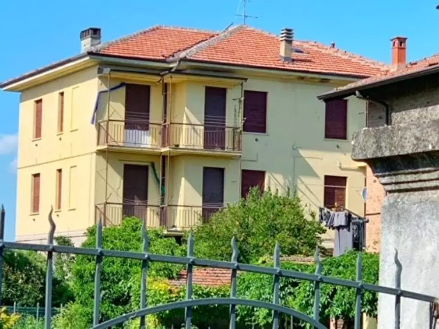 Immagine 1 di Palazzo in vendita  in Via Maggio a Viguzzolo