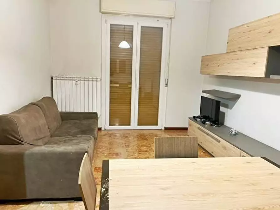 Immagine 1 di Appartamento in vendita  a Voghera
