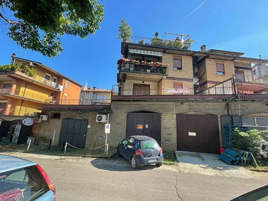 Immagine 1 di Appartamento in vendita  in via augusto ricciardi a Bassano In Teverina