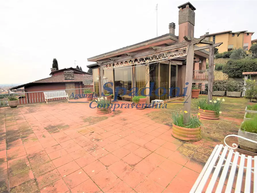 Immagine 1 di Attico in vendita  a Montecatini Terme
