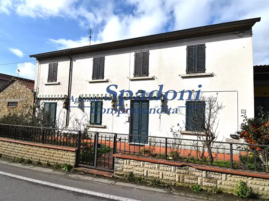 Immagine 1 di Appartamento in vendita  in via Biccimurri 47 a Larciano