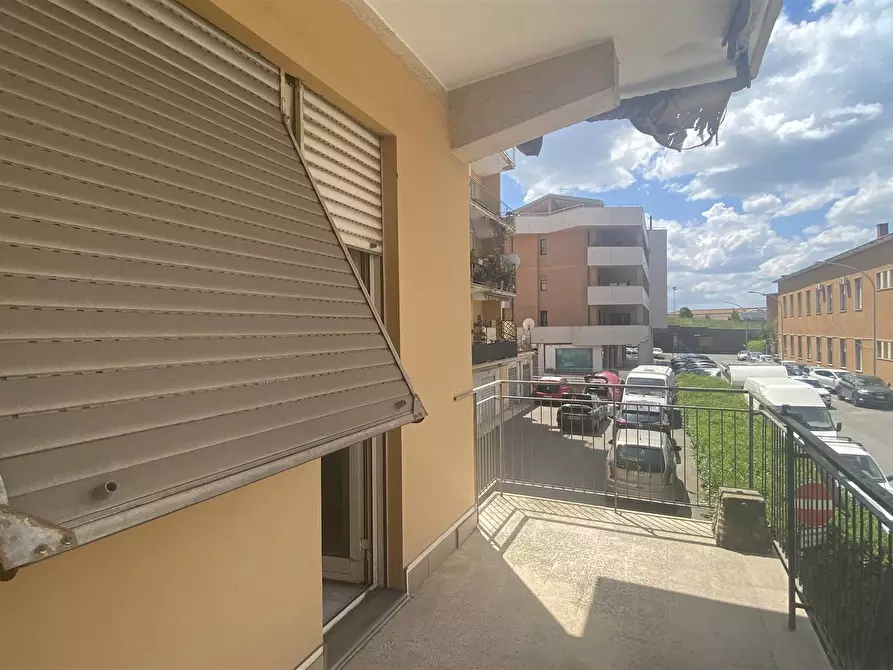 Immagine 1 di Appartamento in vendita  in via Monte Zebio a Viterbo