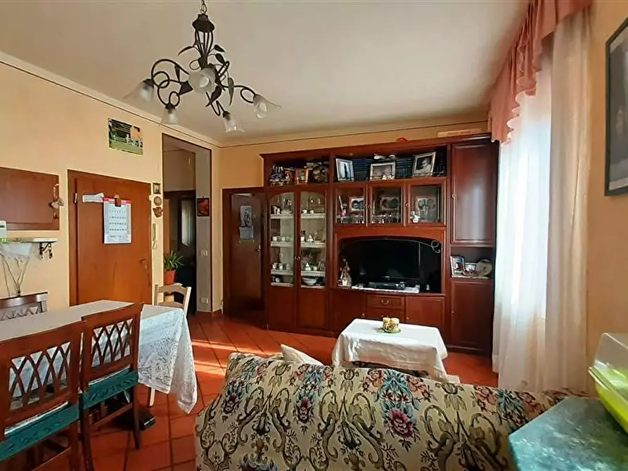 Immagine 1 di Appartamento in vendita  a San Quirico D'orcia