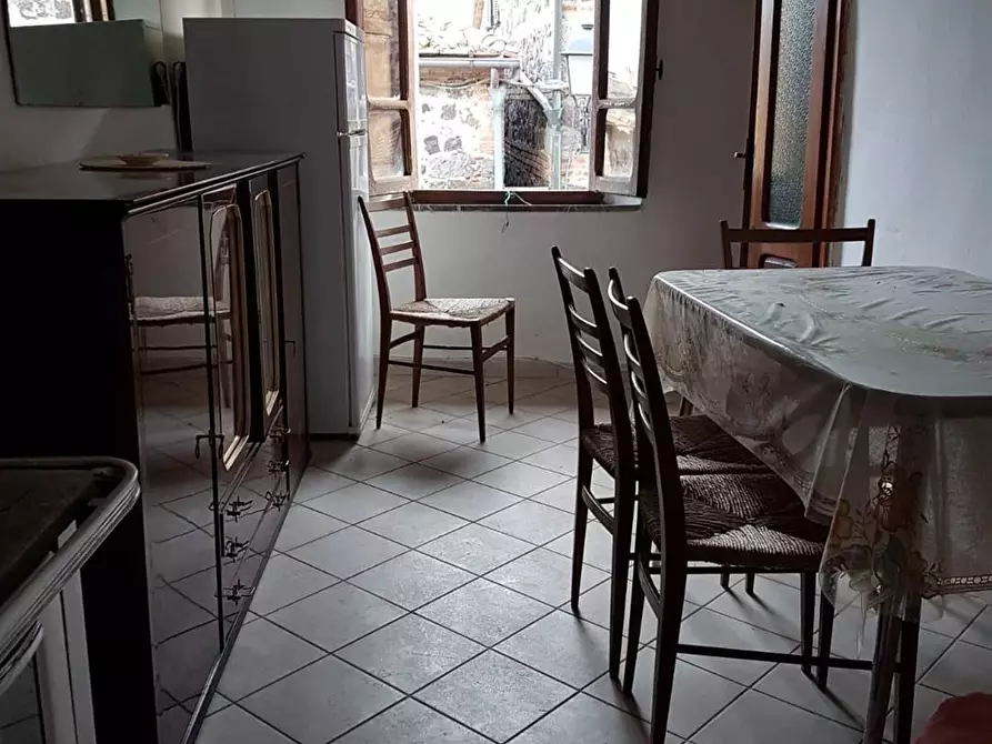 Immagine 1 di Appartamento in vendita  in Via Roma a Cetona