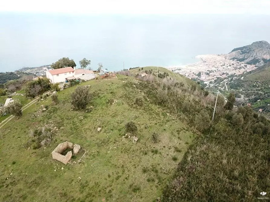 Immagine 1 di Terreno edificabile in vendita  a Cefalu'