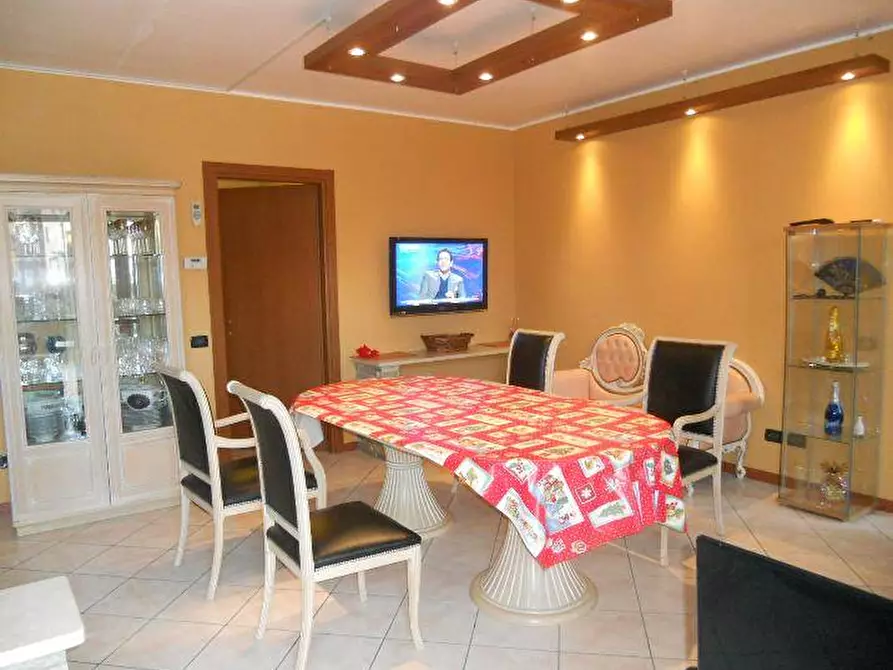 Immagine 1 di Appartamento in vendita  a Calusco D'adda