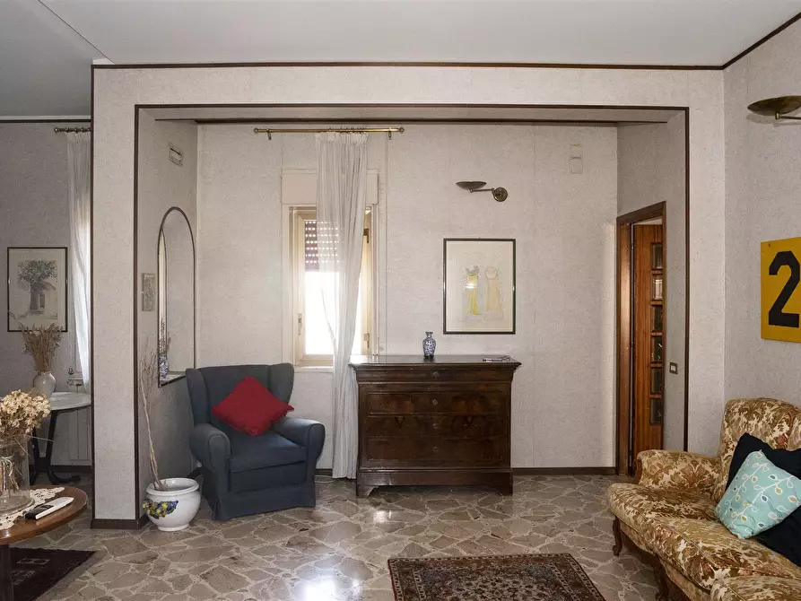 Immagine 1 di Appartamento in vendita  in VIA CARNAZZA a Gravina Di Catania