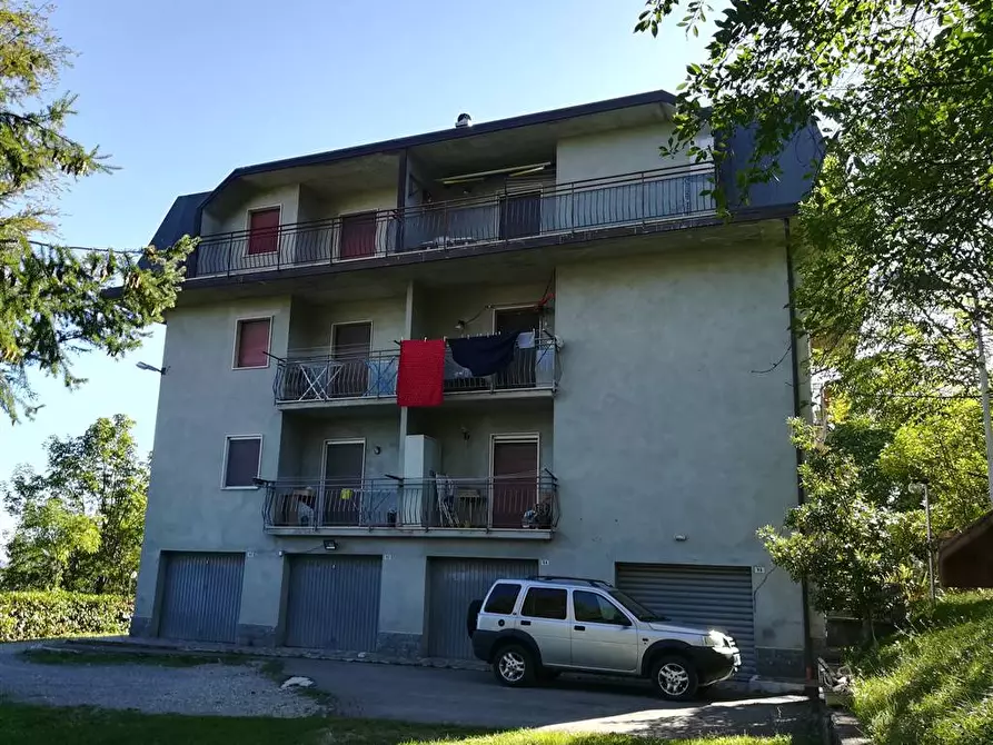 Immagine 1 di Appartamento in vendita  in Via Selva a Montese