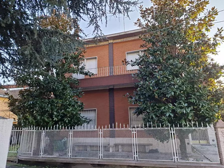 Immagine 1 di Casa indipendente in vendita  a Castelfranco Emilia
