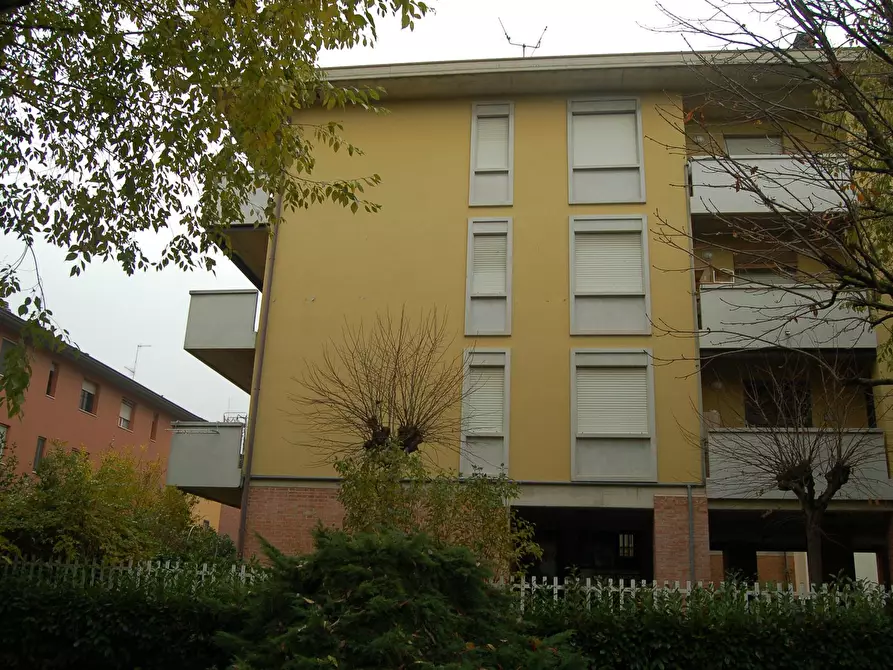 Immagine 1 di Appartamento in vendita  a Valsamoggia