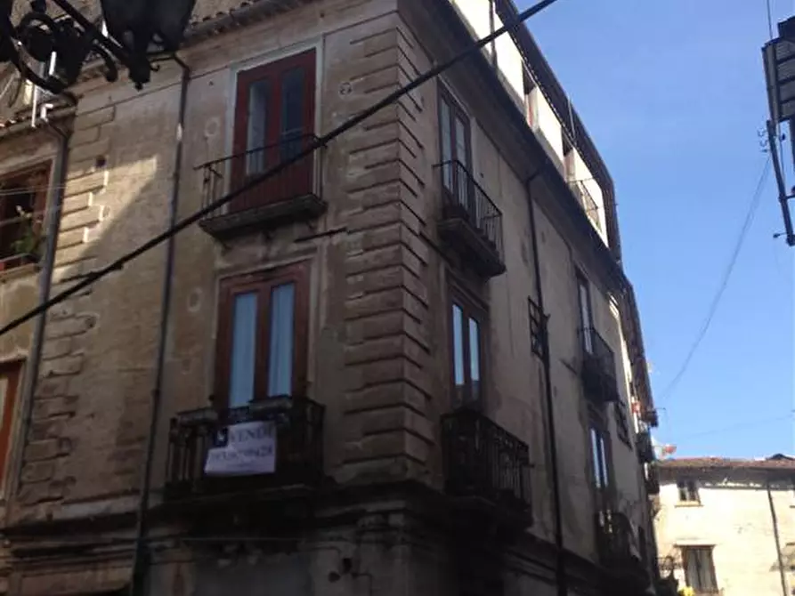 Immagine 1 di Appartamento in vendita  in Via Salfi a Cosenza