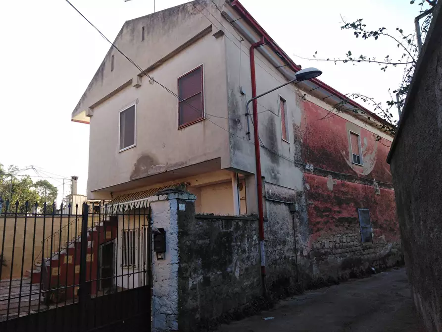 Immagine 1 di Casa indipendente in vendita  in Via Chianale a Caserta