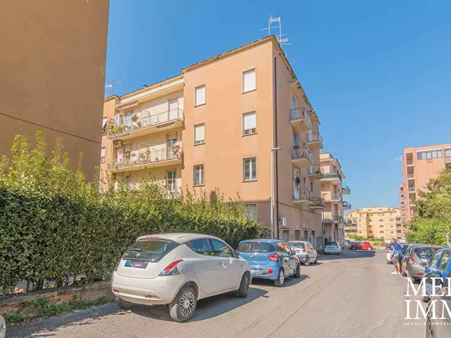 Immagine 1 di Appartamento in vendita  in Via Leoncini a Viterbo