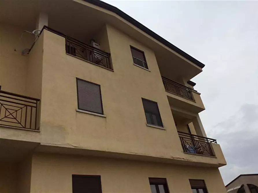 Immagine 1 di Appartamento in vendita  in Via San Francesco di Paola a Altilia