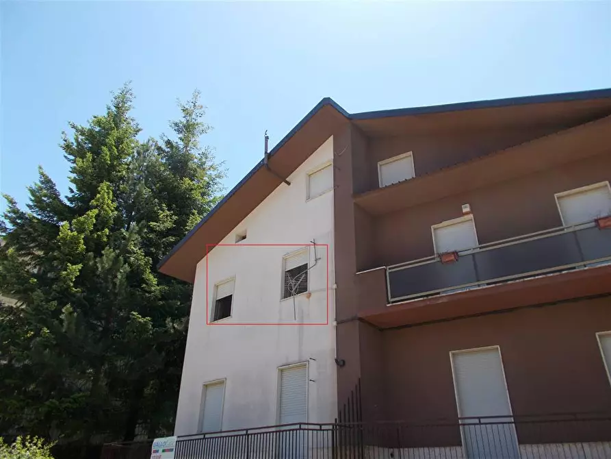 Immagine 1 di Appartamento in vendita  in Via Omiccioli a Spezzano Della Sila