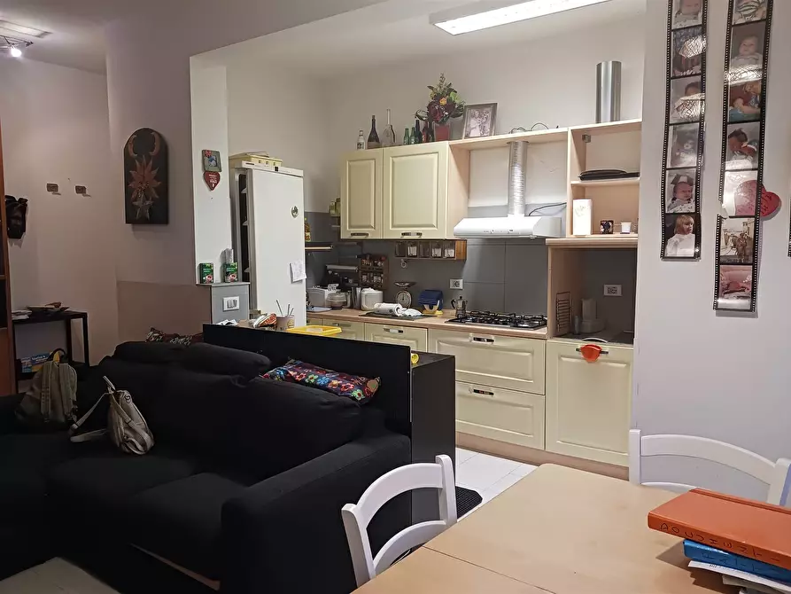 Immagine 1 di Appartamento in vendita  a Quiliano