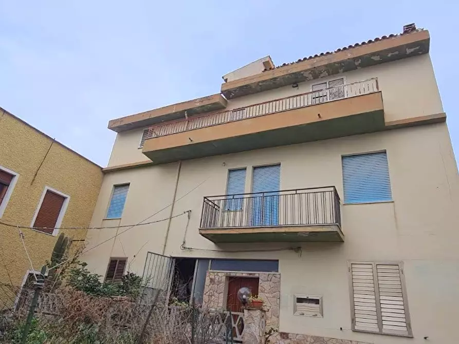 Immagine 1 di Appartamento in vendita  in via roma a Siniscola