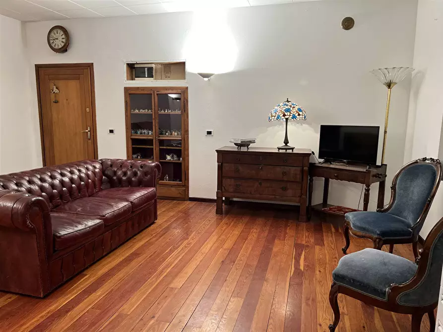 Immagine 1 di Appartamento in vendita  a Sondrio