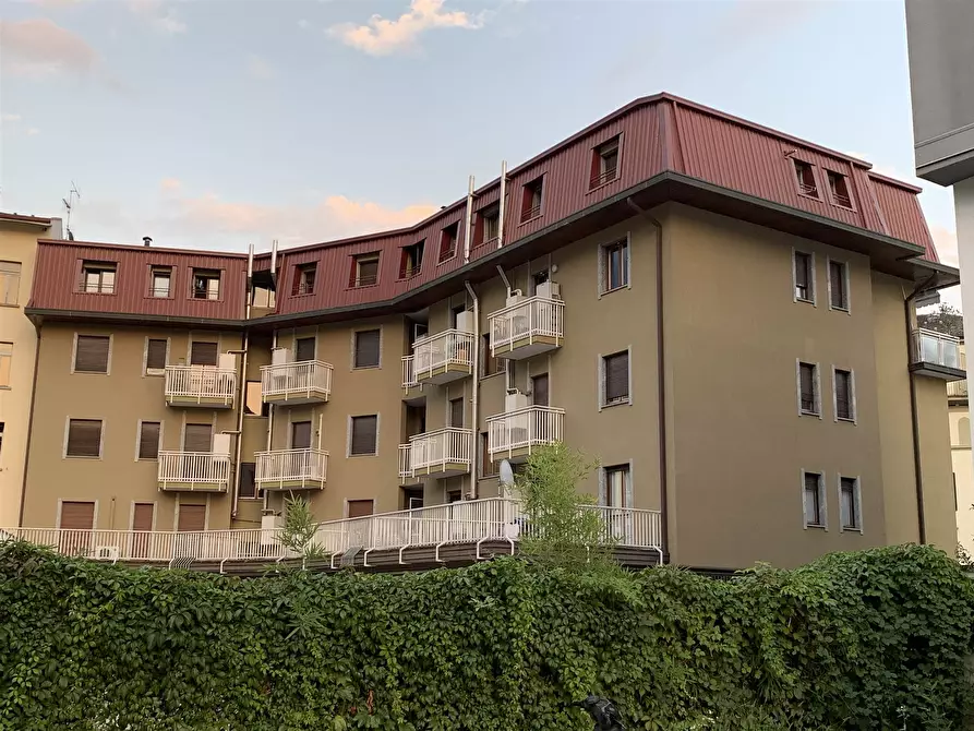 Immagine 1 di Appartamento in affitto  in Via Mazzini a Sondrio
