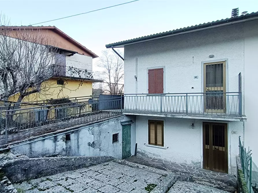 Immagine 1 di Appartamento in vendita  in via San'Antonio a Castiglione Dei Pepoli