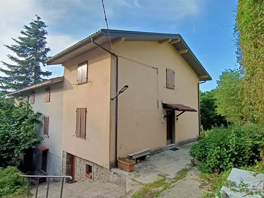 Immagine 1 di Appartamento in vendita  in via Formarulli a Castiglione Dei Pepoli