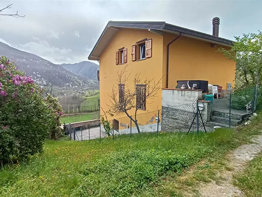 Immagine 1 di Appartamento in vendita  in via Casa Grande a Camugnano